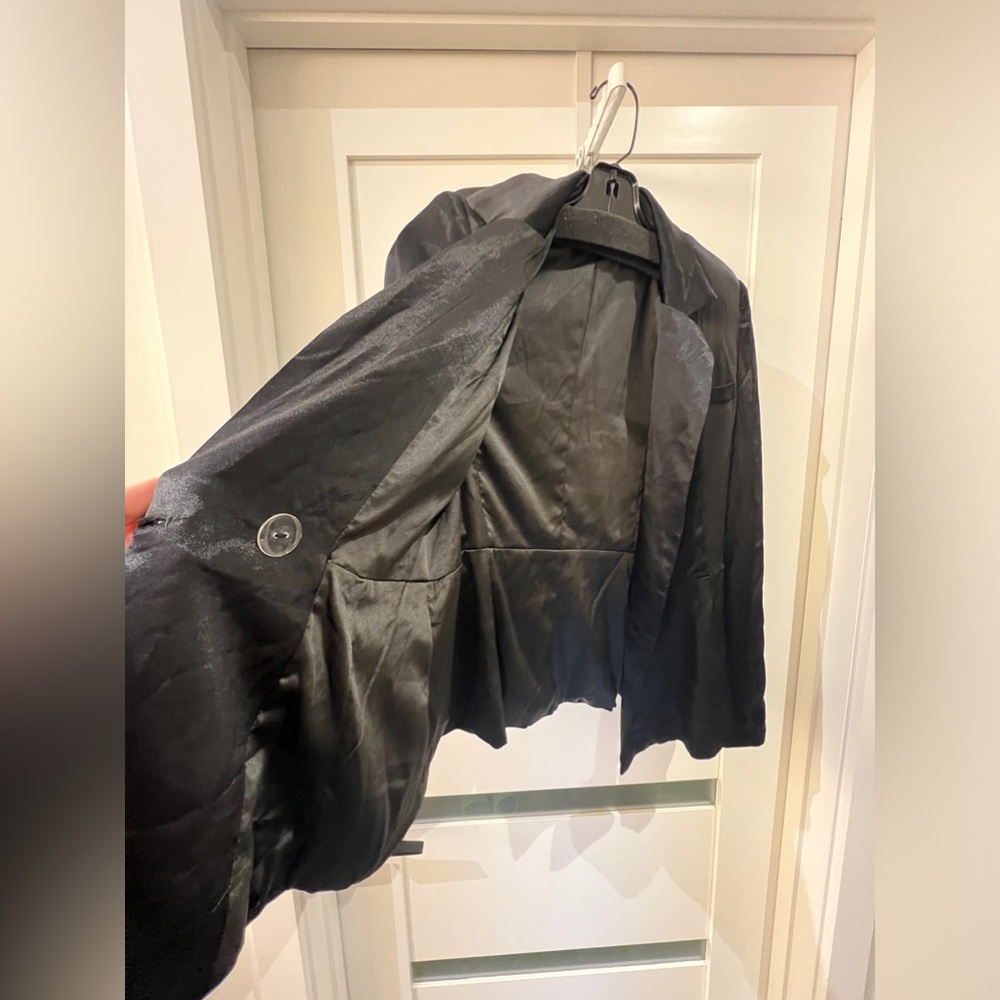 Vici Fitted Satin Jacket Black Small - image 7